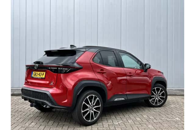 Toyota Yaris Cross (2024) thumbnail 4