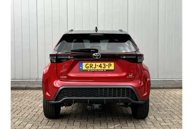Toyota Yaris Cross (2024) thumbnail 5