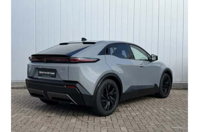 Toyota C-HR+ (2026) thumbnail 4