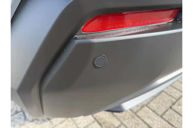 Toyota C-HR+ (2026) thumbnail 6