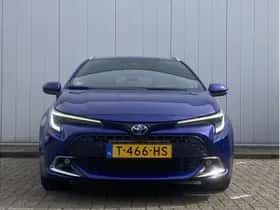 Toyota Corolla (2023) thumbnail 2
