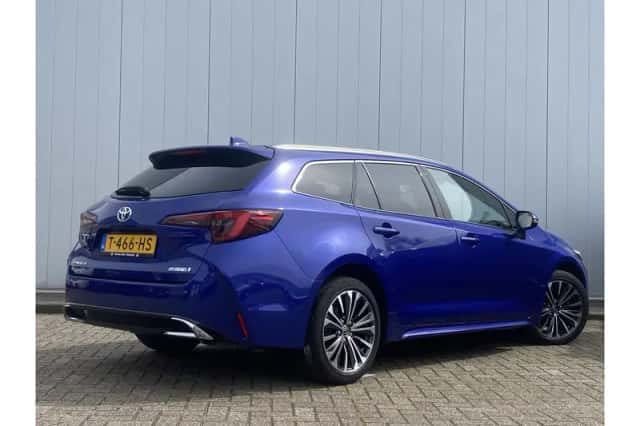 Toyota Corolla (2023) thumbnail 5