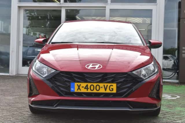 Hyundai i20 (2024) thumbnail 2