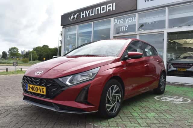 Hyundai i20 (2024) thumbnail 3