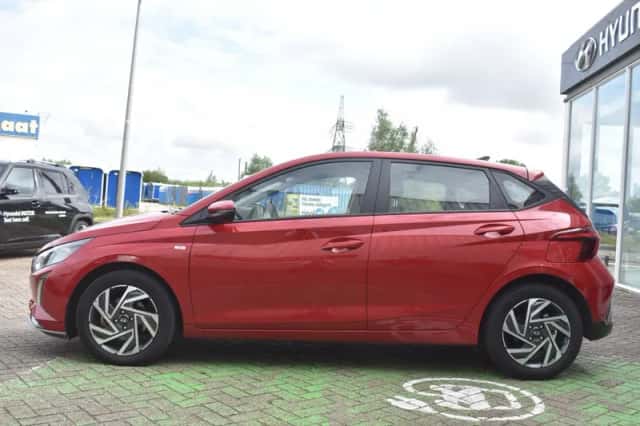 Hyundai i20 (2024) thumbnail 4
