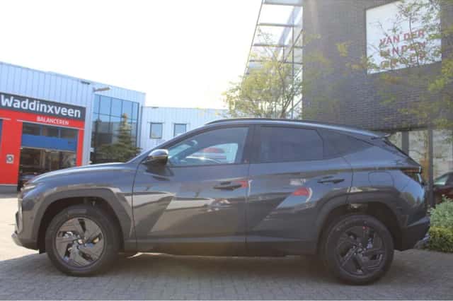 Hyundai Tucson (2026) thumbnail 2