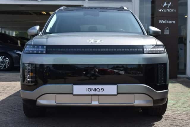 Hyundai Ioniq 9 (2026) thumbnail 2