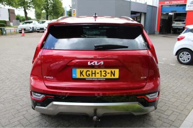 Kia Niro (2023) thumbnail 4