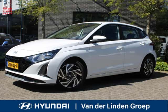 Hyundai i20 (2024) thumbnail 1