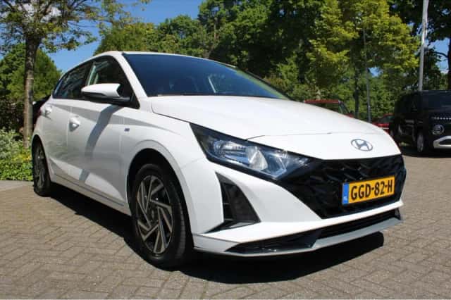 Hyundai i20 (2024) thumbnail 5