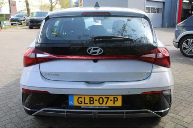 Hyundai i20 (2024) thumbnail 4