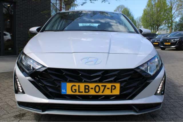 Hyundai i20 (2024) thumbnail 6