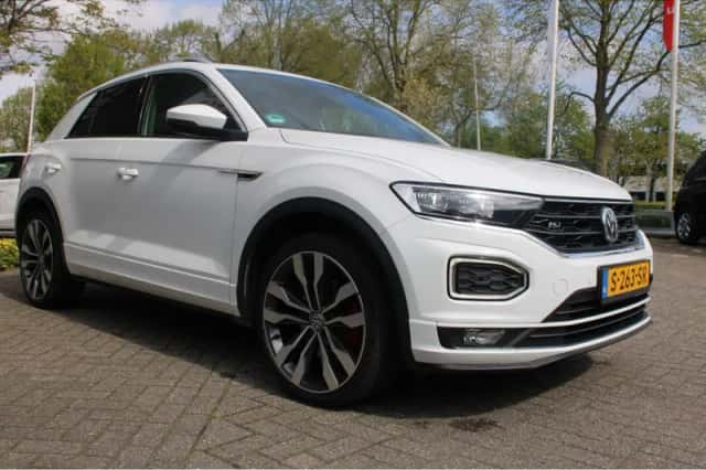 Volkswagen T-Roc (2019) thumbnail 6