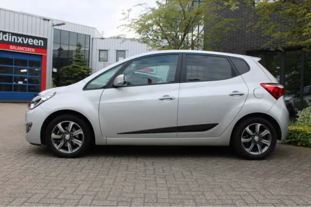 Hyundai ix20 (2019) thumbnail 2
