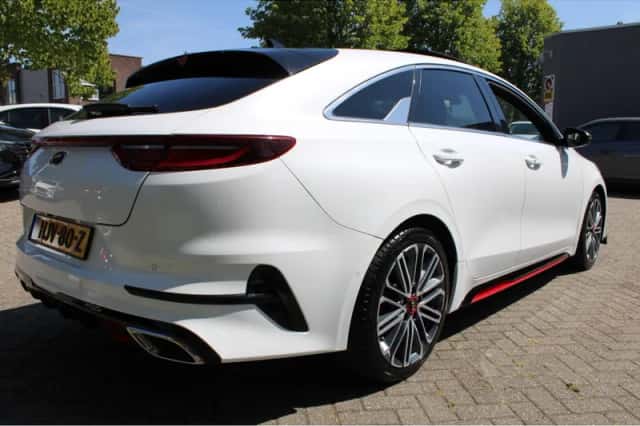 Kia Proceed (2020) thumbnail 6