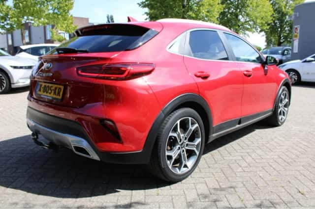 Kia XCeed (2021) thumbnail 6