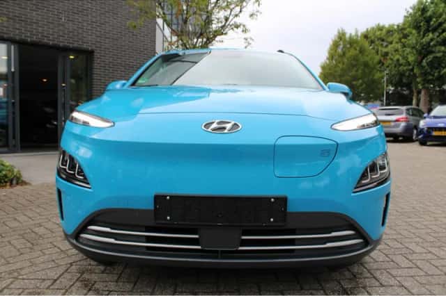 Hyundai Kona (2023) thumbnail 6
