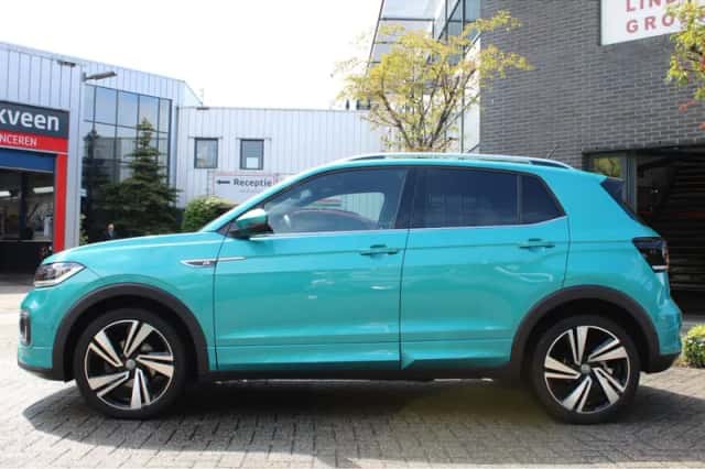 Volkswagen T-Cross (2020) thumbnail 2