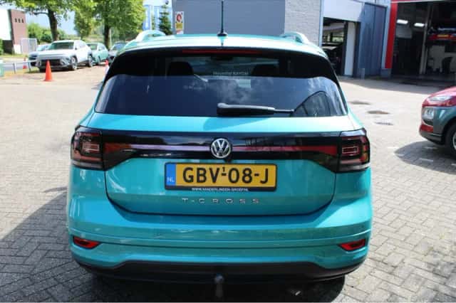 Volkswagen T-Cross (2020) thumbnail 4