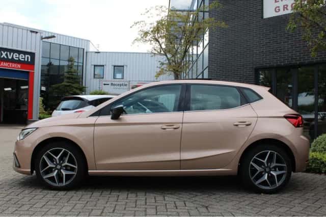 SEAT Ibiza (2018) thumbnail 2