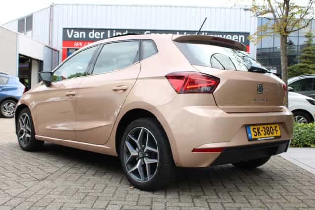 SEAT Ibiza (2018) thumbnail 3