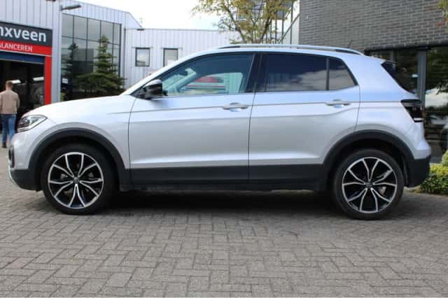 Volkswagen T-Cross (2022) thumbnail 2