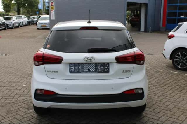 Hyundai i20 (2020) thumbnail 4