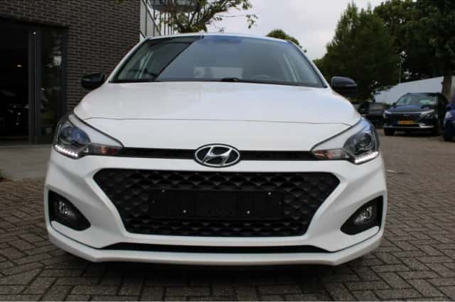 Hyundai i20 (2020) thumbnail 6