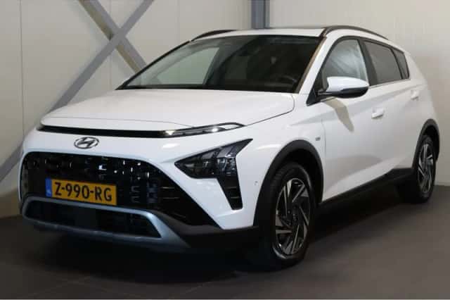 Hyundai Bayon (2024) thumbnail 3