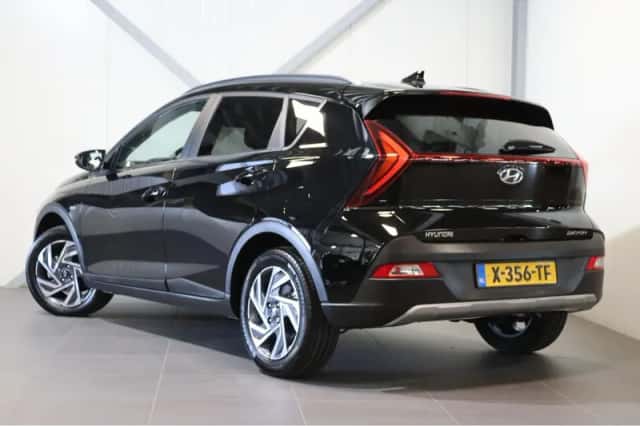 Hyundai Bayon (2024) thumbnail 3