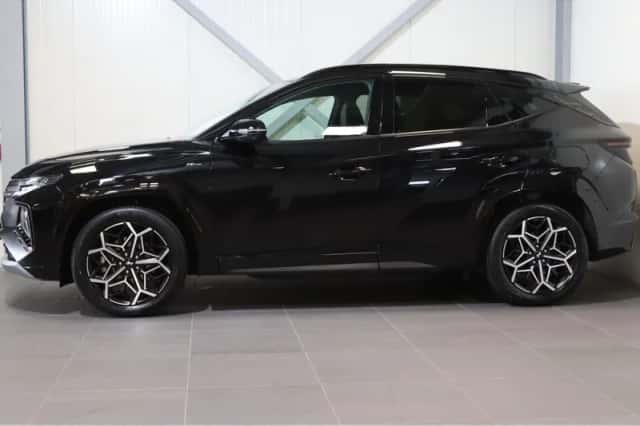 Hyundai Tucson (2023) thumbnail 2