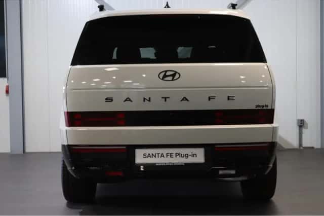 Hyundai Santa Fe (2026) thumbnail 4
