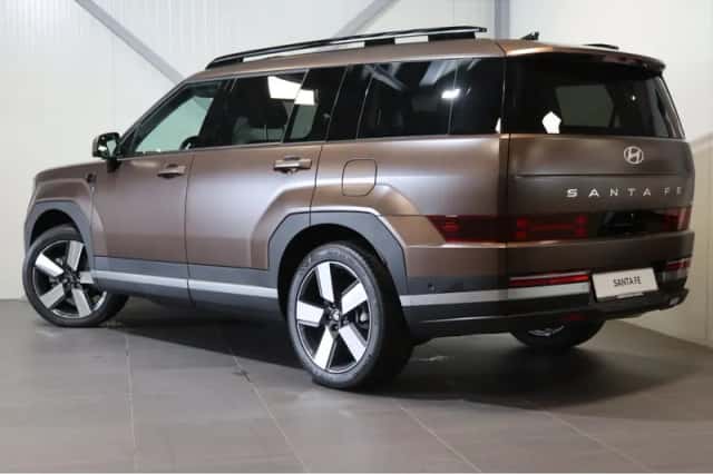 Hyundai Santa Fe (2026) thumbnail 3