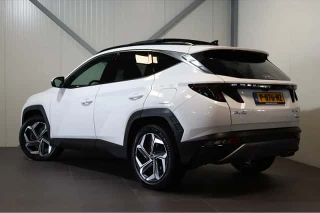 Hyundai Tucson (2022) thumbnail 3