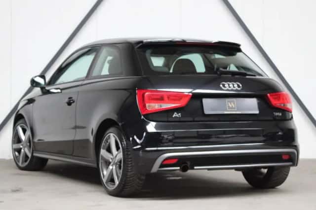Audi A1 (2013) thumbnail 3