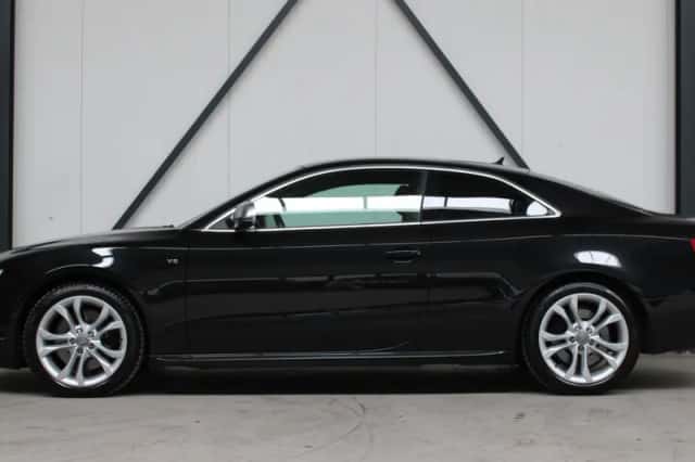 Audi S5 (2008) thumbnail 2