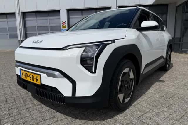 Kia EV3 (2026) thumbnail 2