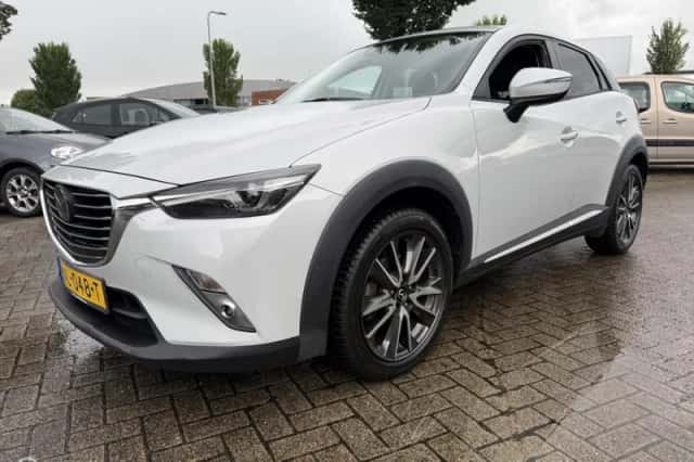 Mazda CX-3 (2017) thumbnail 2