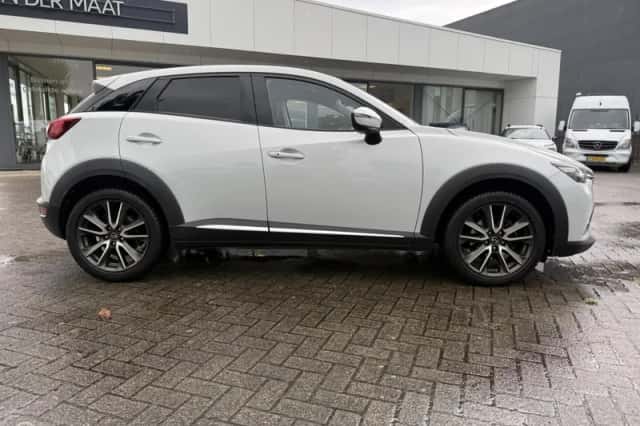 Mazda CX-3 (2017) thumbnail 4