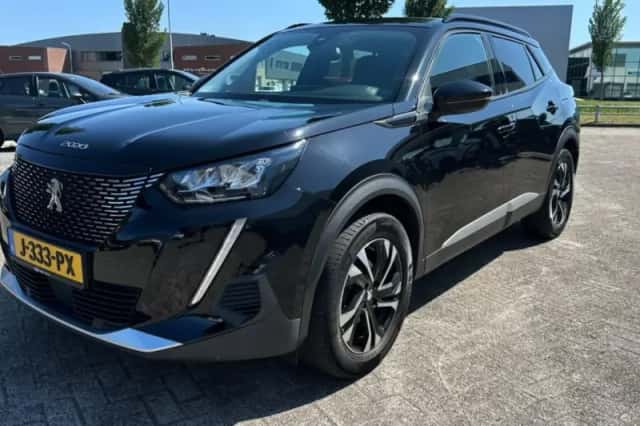 Peugeot 2008 (2020) thumbnail 1
