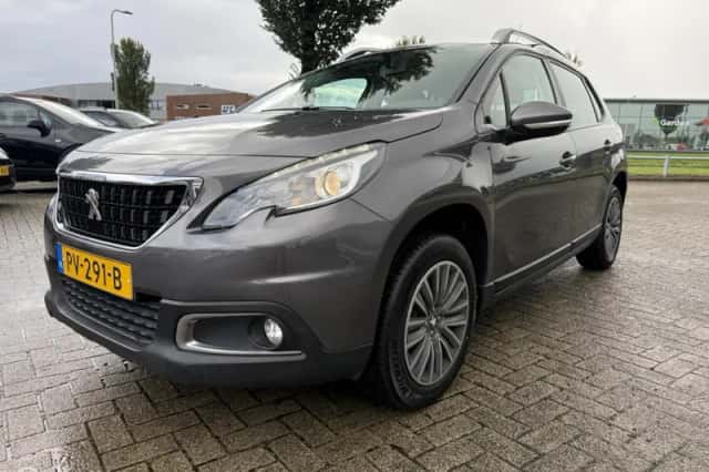 Peugeot 2008 (2017) thumbnail 1