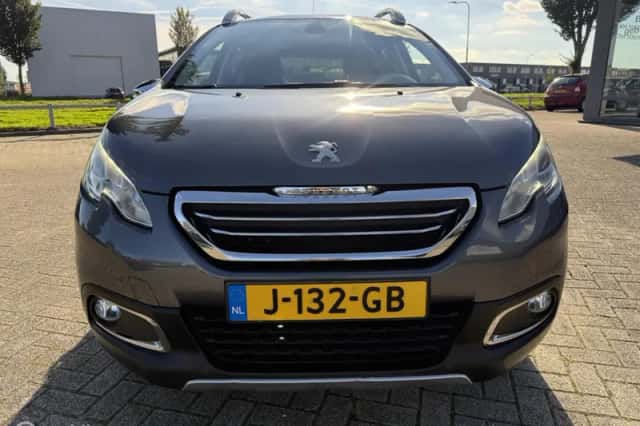 Peugeot 2008 (2016) thumbnail 2