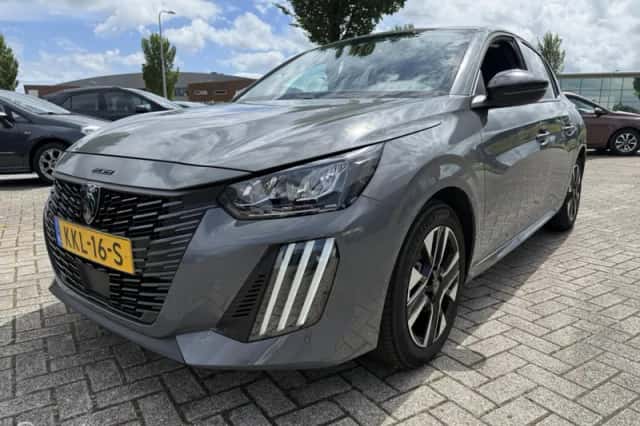 Peugeot 208 (2025) thumbnail 3