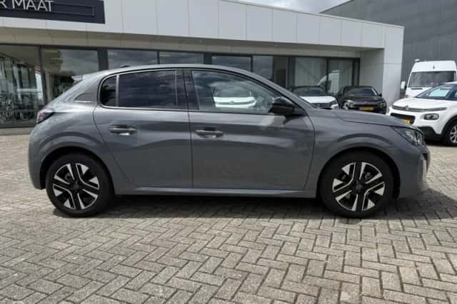 Peugeot 208 (2025) thumbnail 5