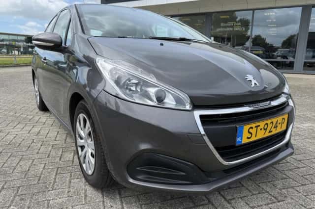 Peugeot 208 (2018) thumbnail 5
