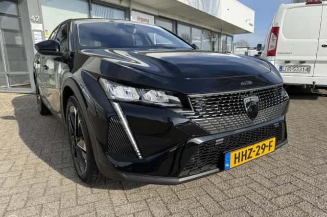 Peugeot 408 (2025) thumbnail 2