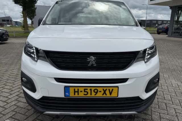 Peugeot Partner (2019) thumbnail 3