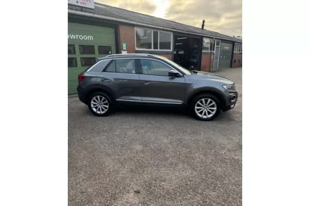 Volkswagen T-Roc (2018) thumbnail 5