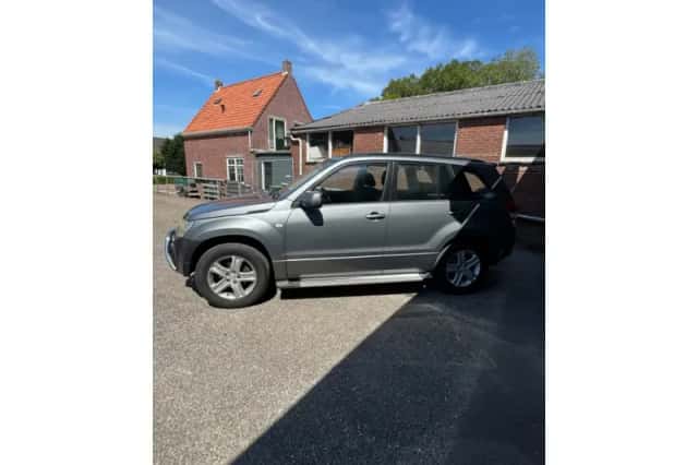 Suzuki Grand Vitara (2005) thumbnail 4