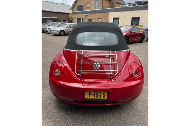 Volkswagen Beetle (2006) thumbnail 6